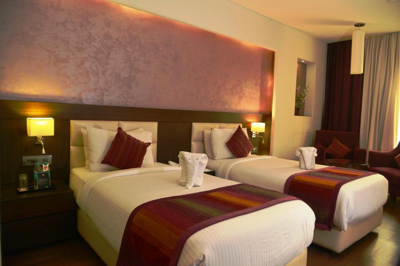 Best Western Premier Almeida Zirakpur Exterior photo