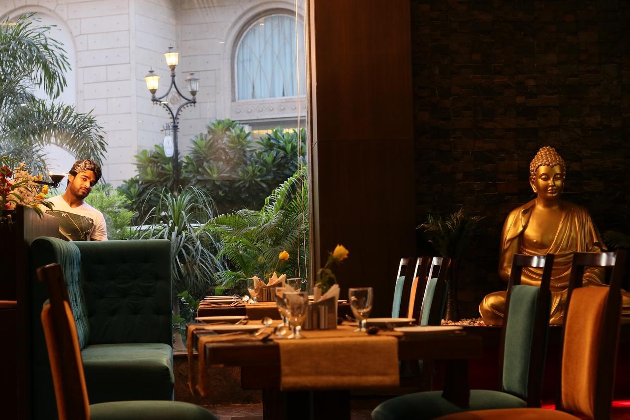 Best Western Premier Almeida Zirakpur Exterior photo
