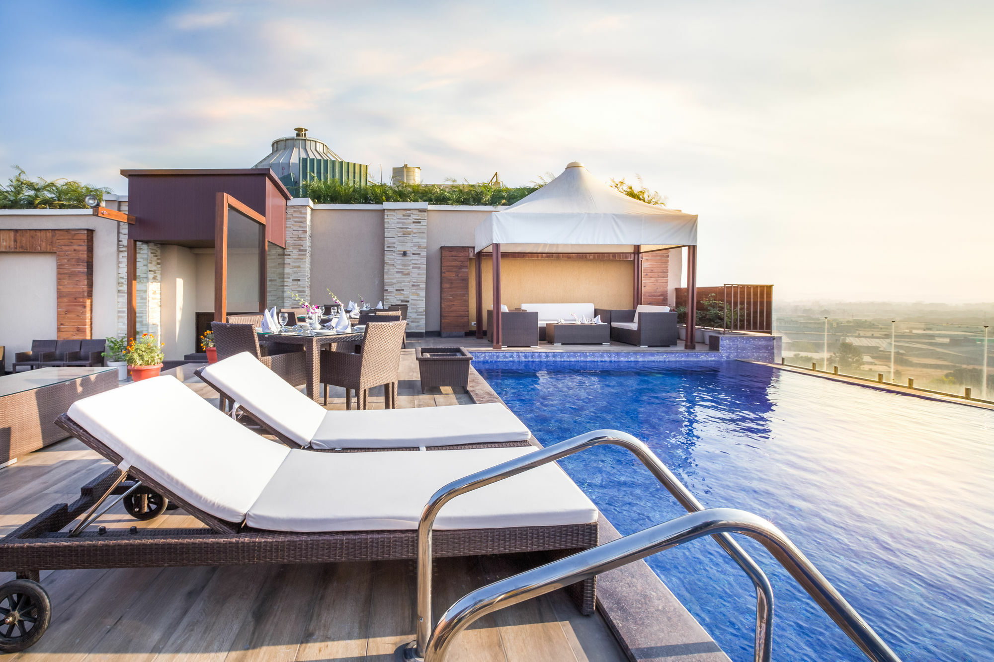 Best Western Premier Almeida Zirakpur Exterior photo